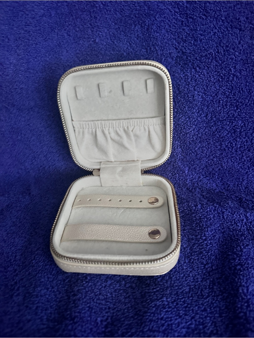 Travel Jewelry Organizer Case for Earrings, Necklaces, Watches, Bracelets